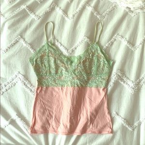 Victoria’s Secret Lace Tank Size M